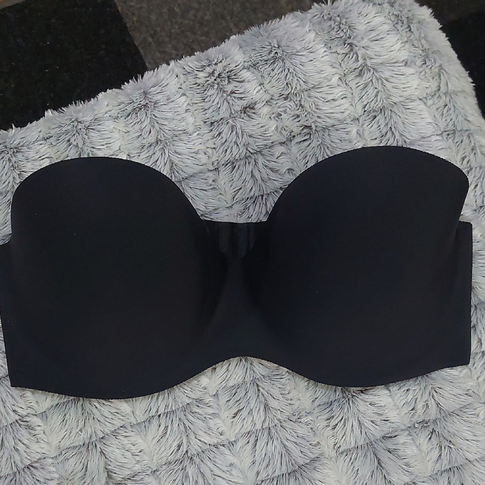 FELINA black Strapless Bra 38D nwot